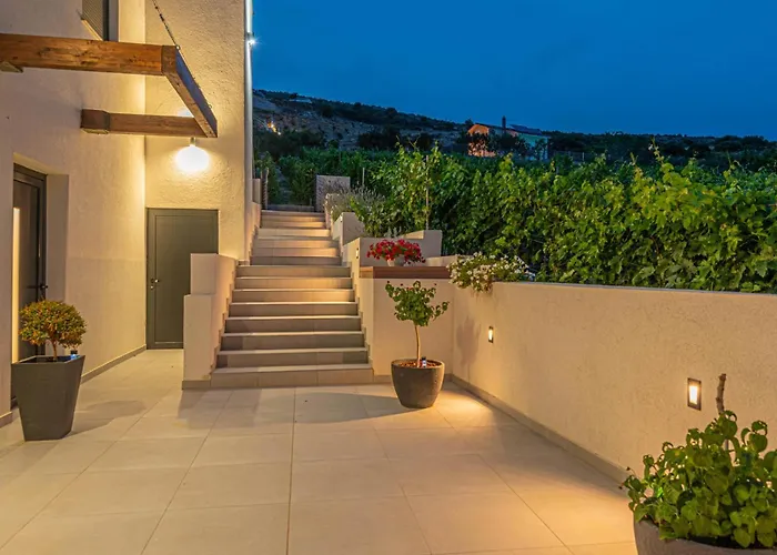 Gorgeous Home In Sibenik